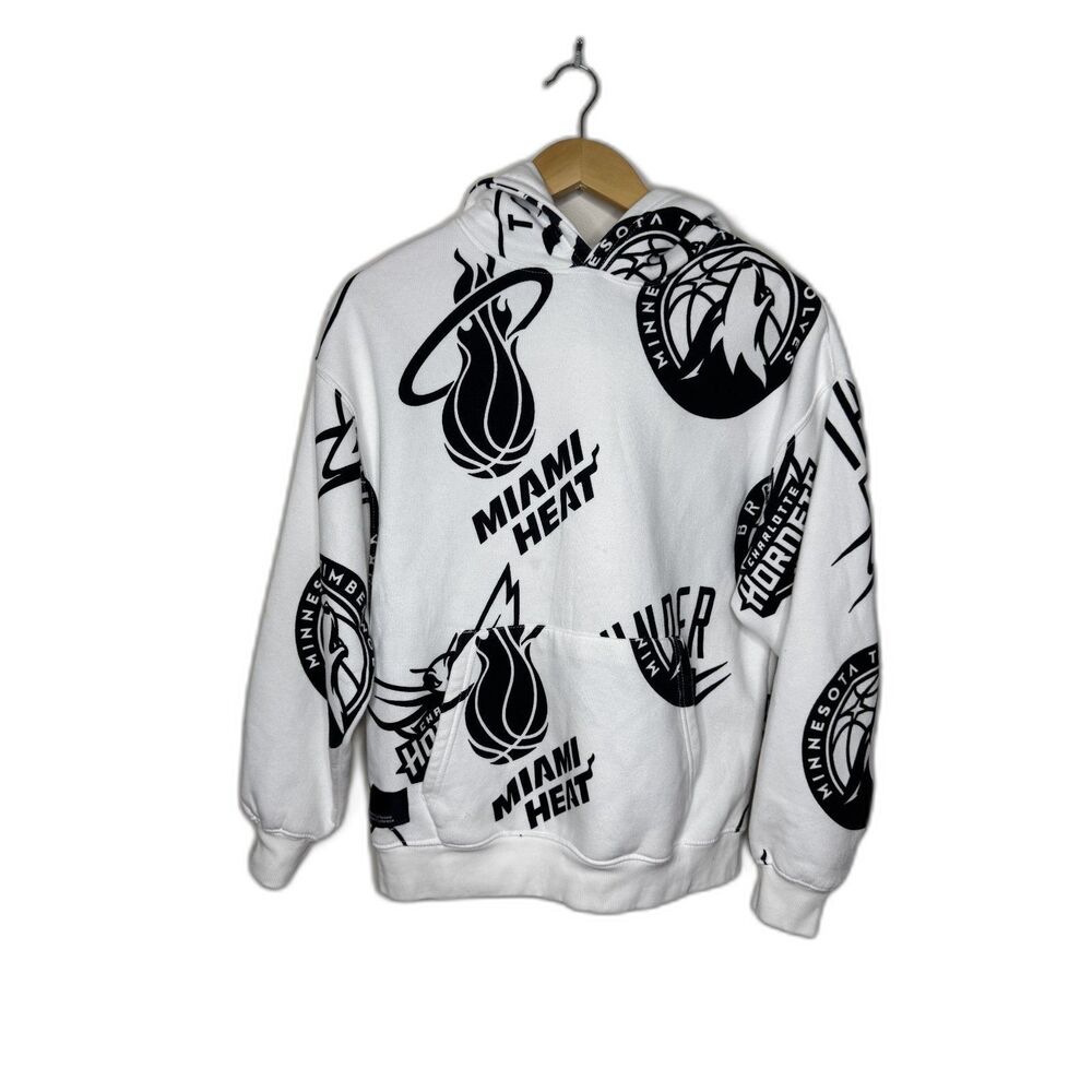 Zara boys NBA hoodie sweatshirt white size 13-14